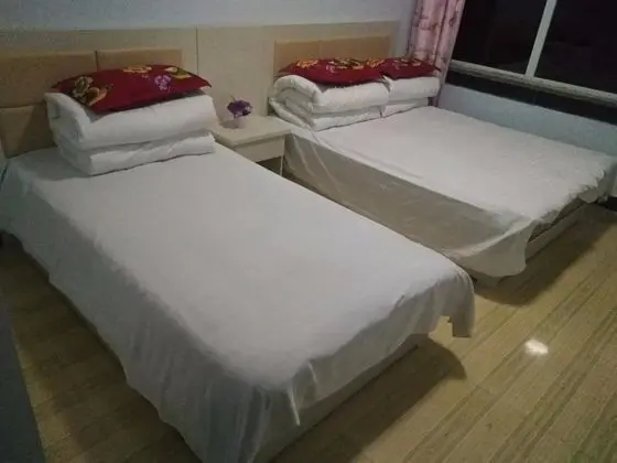 Üç Kişilik Oda