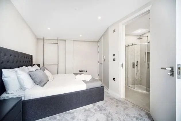 Luxury Apart Daire, Banyolu/Duşlu (2 bedroom property)