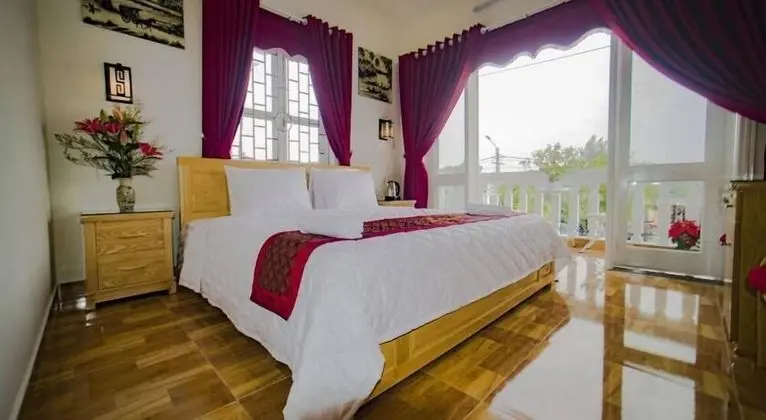 Superior Tek Büyük Yataklı Oda, Balkon