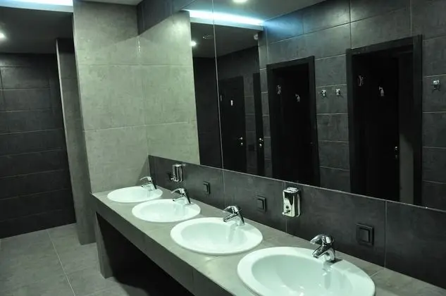 Standard Ortak Ranzalı Oda, Sadece erkekler için (4 beds)