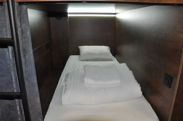Standard Ortak Ranzalı Oda, Sadece kadınlar için (8 beds)