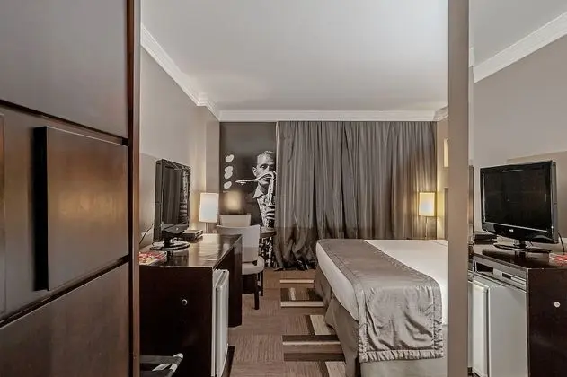 Deluxe Tek Büyük Yataklı Oda, 1 Çift Kişilik Yatak
