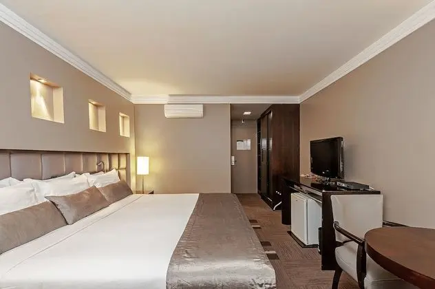 Deluxe Tek Büyük Yataklı Oda, 1 Çift Kişilik Yatak