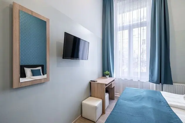 Standard Tek Büyük veya İki Ayrı Yataklı Oda