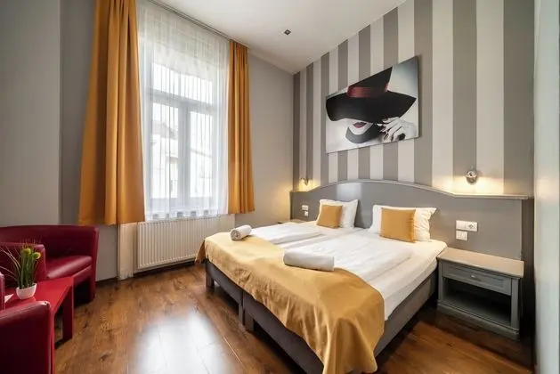 Standard Tek Büyük veya İki Ayrı Yataklı Oda