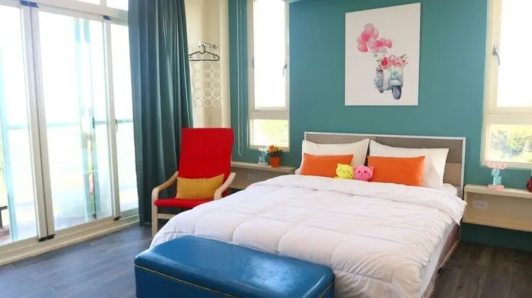 Deluxe Tek Büyük Yataklı Oda (102)