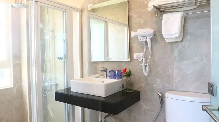 Deluxe Tek Büyük Yataklı Oda, Balkon, Okyanus Manzaralı (301, 302)