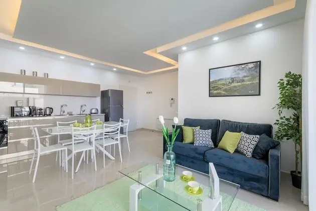 Apart Daire, 2 Yatak Odası, Sigara İçilmez, Bahçe Manzaralı