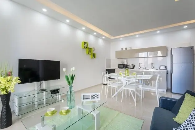 Apart Daire, 2 Yatak Odası, Sigara İçilmez, Bahçe Manzaralı