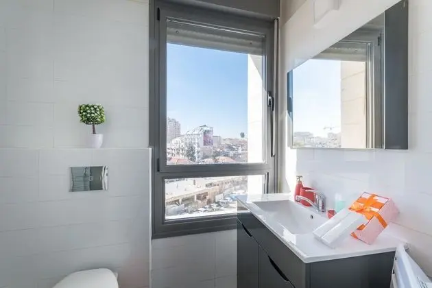 Apart Daire, 2 Yatak Odası, Sigara İçilmez, Bahçe Manzaralı