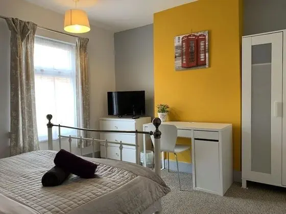 Tek Büyük Yataklı Oda (Large)