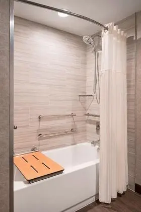 Oda, 2 Çift Kişilik Yatak (Mobility/Hearing Accessible, Tub)