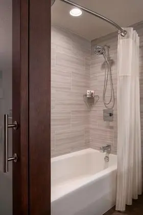 Oda, 2 Çift Kişilik Yatak (Mobility/Hearing Accessible, Tub)