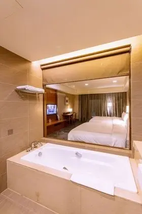 Deluxe Oda, Küvet, Deniz Manzaralı (A)