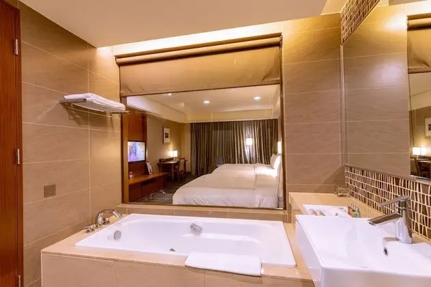 Deluxe Oda, Küvet, Deniz Manzaralı (A)
