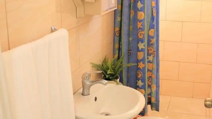 Daire, 3 Yatak Odası, Balkon, Şehir Manzaralı