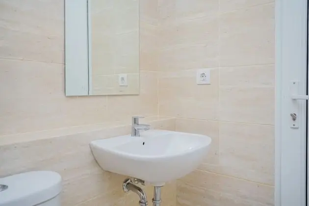 Apart Daire, Sigara İçilmez, Küçük Mutfak