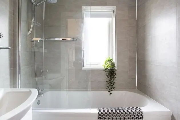 Ev, Özel Banyo, Şehir Manzaralı