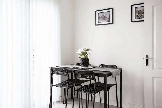 Ev, Özel Banyo, Şehir Manzaralı