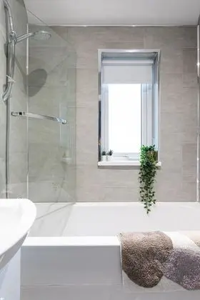 Ev, Özel Banyo, Şehir Manzaralı