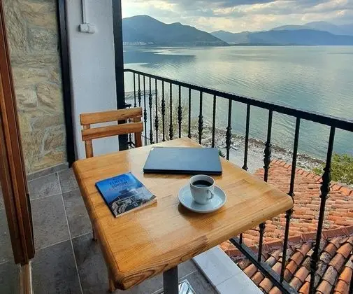Premium Çift Kişilik Oda, Göl Manzaralı