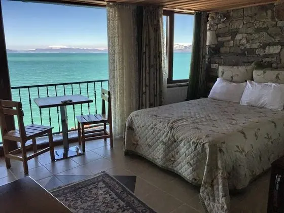Premium Tek Büyük veya İki Ayrı Yataklı Oda, Göl Manzaralı, Göl Kenarı