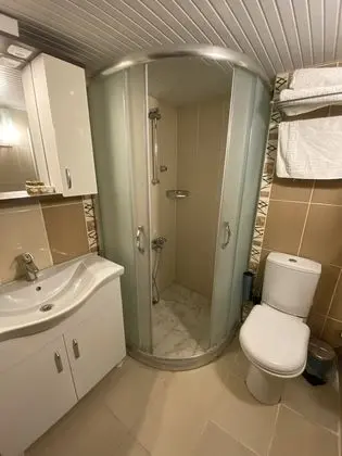 Standard Üç Kişilik Oda, Kısmi Göl Manzaralı, Göl Kenarı