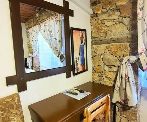 Tek Kişilik Oda - Cadde Manzaralı