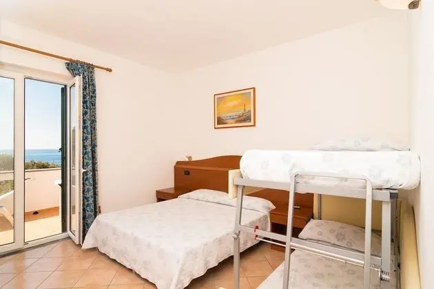 Dört Kişilik Oda