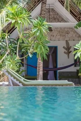 Bungalow with Front Pool View