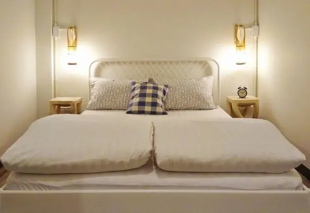 Standard Double Room with Shared Bathroom