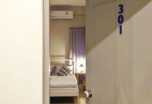 Standard Double Room with Shared Bathroom