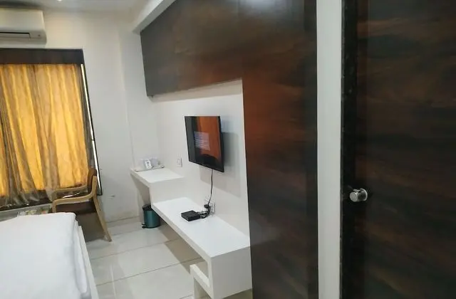 Standard Üç Kişilik Oda