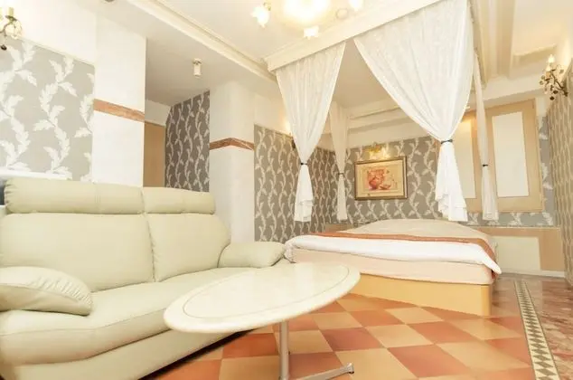 Deluxe Tek Büyük Yataklı Oda