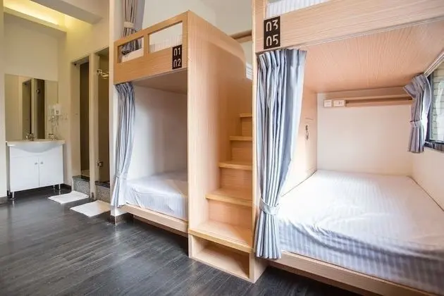 Superior Ortak Ranzalı Oda, Karma Ranzalı Oda (Single Bed)