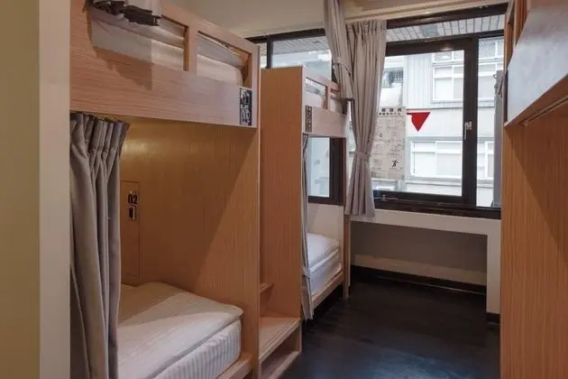 Superior Ortak Ranzalı Oda, Karma Ranzalı Oda (Single Bed)