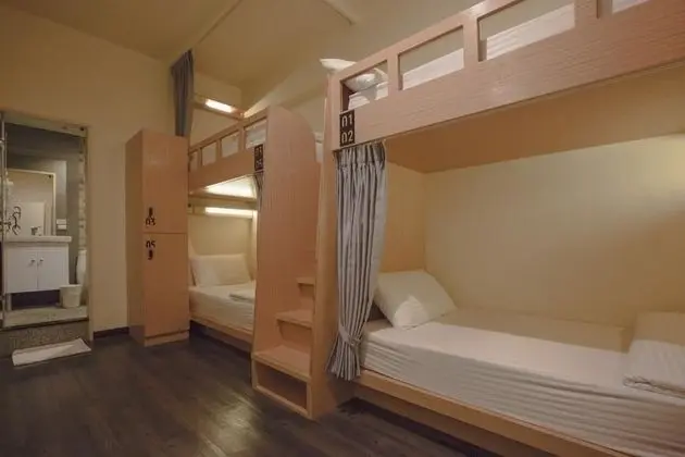 Superior Ortak Ranzalı Oda, Karma Ranzalı Oda (Single Bed)