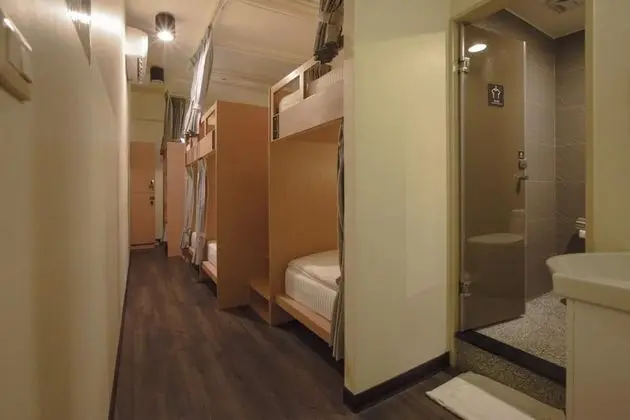 Superior Ortak Ranzalı Oda, Karma Ranzalı Oda (Single Bed)