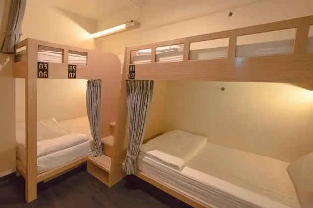 Superior Ortak Ranzalı Oda, Karma Ranzalı Oda (Single Bed)