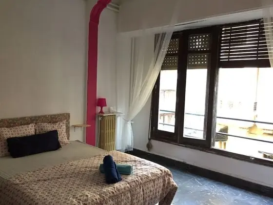 Tek Büyük Yataklı Oda, Ortak Banyo, Şehir Manzaralı