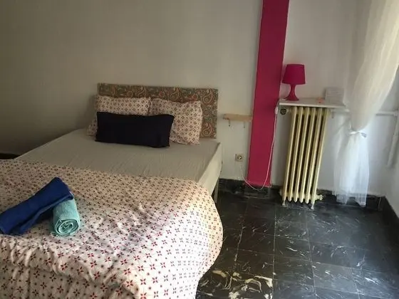 Tek Büyük Yataklı Oda, Ortak Banyo, Şehir Manzaralı