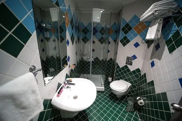 Tek Büyük veya İki Ayrı Yataklı Oda, Şehir Manzaralı