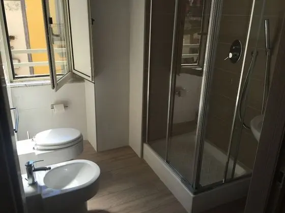 Comfort Tek Büyük Yataklı Oda (Anema e Core)