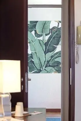 Tek Büyük veya İki Ayrı Yataklı Oda, Göl Manzaralı