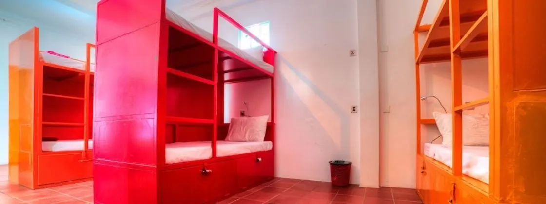Bed in 12-Bed Mixed Dorm (2nd floor)