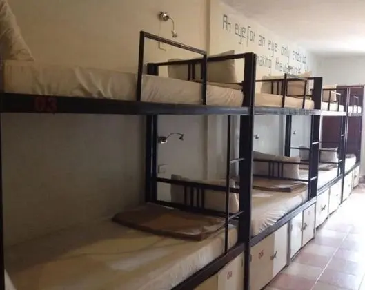 16-Bed Mixed Dormitory