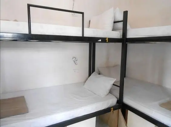 8-Bed Mixed Dormitory