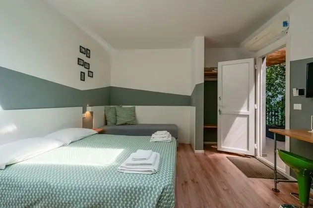 Design Üç Kişilik Oda