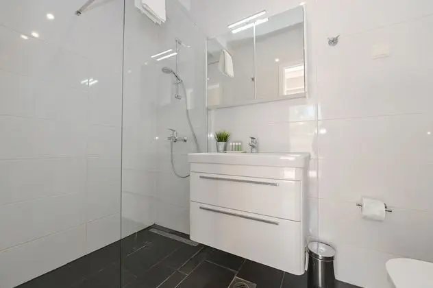 Deluxe Apart Daire, 2 Yatak Odası, Kişiye Özel Havuzlu, Kısmi Deniz Manzaralı (C1)