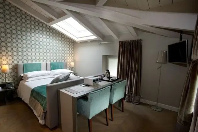 Superior Tek Büyük veya İki Ayrı Yataklı Oda